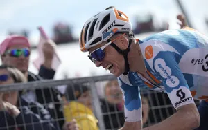 Giro 2024 : “Je n’étais pas inquiet” Romain Bardet positif à l’arrivée de l’étape