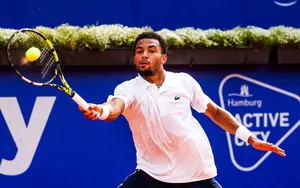 ATP : Arthur Fils signe une performance tonitruante