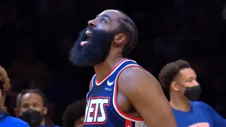 Les Brooklyn Nets échangent James Harden contre Ben Simmons