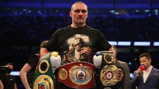 Oleksandr Usyk : “Le combat contre Tyson Fury aura bien lieu”