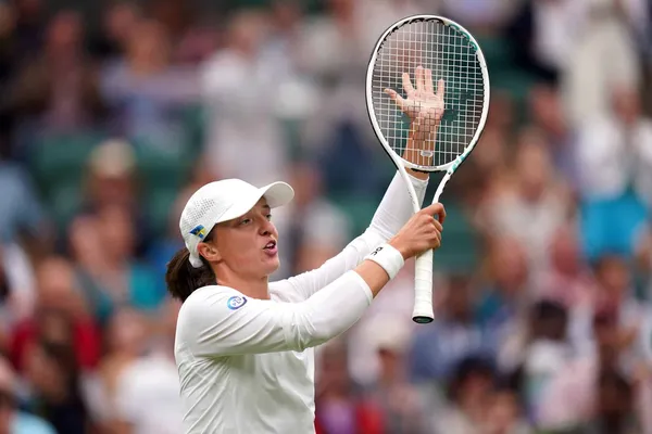 Ce mercredi 5 juillet 2023, Iga Swiatek dispute son deuxième tour à Wimbledon face à l'Espagnole Sara Sorribes Tormo (Icon Sport) 