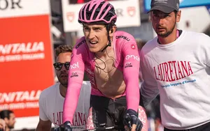 “Ça fait mal” – Geraint Thomas perd le Giro d’Italia à la dernière minute