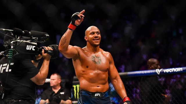 UFC : La promesse de Cyril Gane avant son grand retour