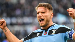 Ciro Immobile aux anges dans la cité romaine