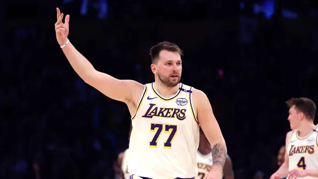 NBA : Luka Doncic explose un record de Kobe Bryant et LeBron James chez les Lakers