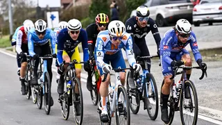 Omloop Het Nieuwsblad 2024 : Classement et Résultat – Victoire de Jan Tratnik !