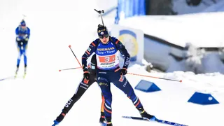 Biathlon Antholz : 7ème du relais mixte simple avec Émilien Jacquelin, Julia Simon ne cache pas sa déception