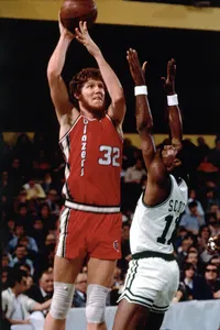 Bill Walton MVP 1977