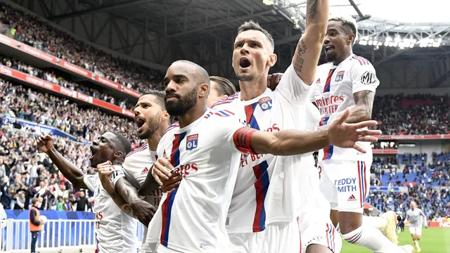 OL : Le maillot extérieur pour la saison 2023/2024 aurait fuité !