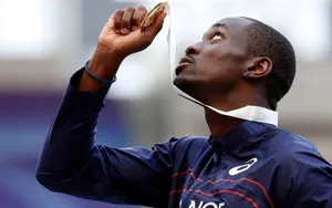 Clap de fin pour Teddy Tamgho : Un triple merci