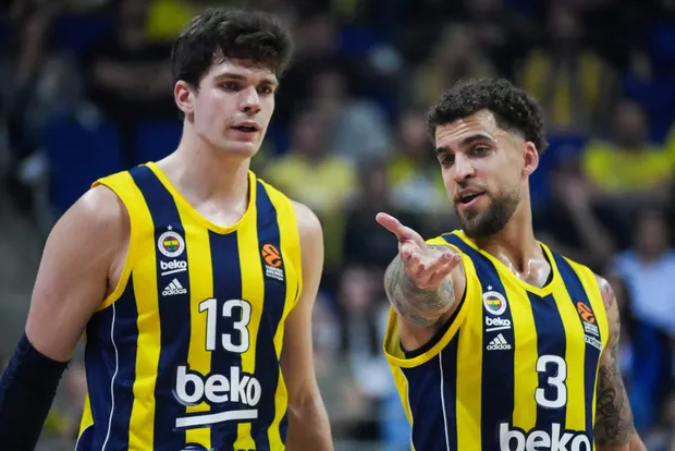 Tarik Biberovic et Scottie Wilbekin avec le Fenerbahçe, en Euroleague