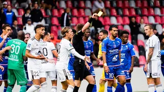 Mercato ASSE : Les Verts devancent le RC Lens pour un défenseur