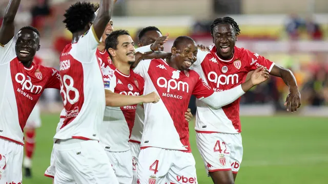 Mercato Monaco : duel avec le rival niçois pour un crack du Barça !