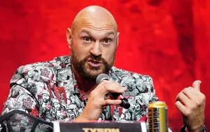 Boxe : Tyson Fury vs Oleksandr Usyk reporté !