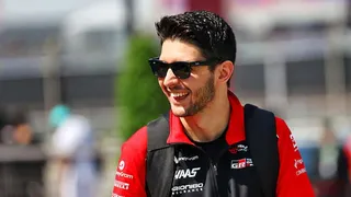 F1 : “La voiture a pris vie”, Esteban Ocon, à la fête en Chine, annonce la couleur