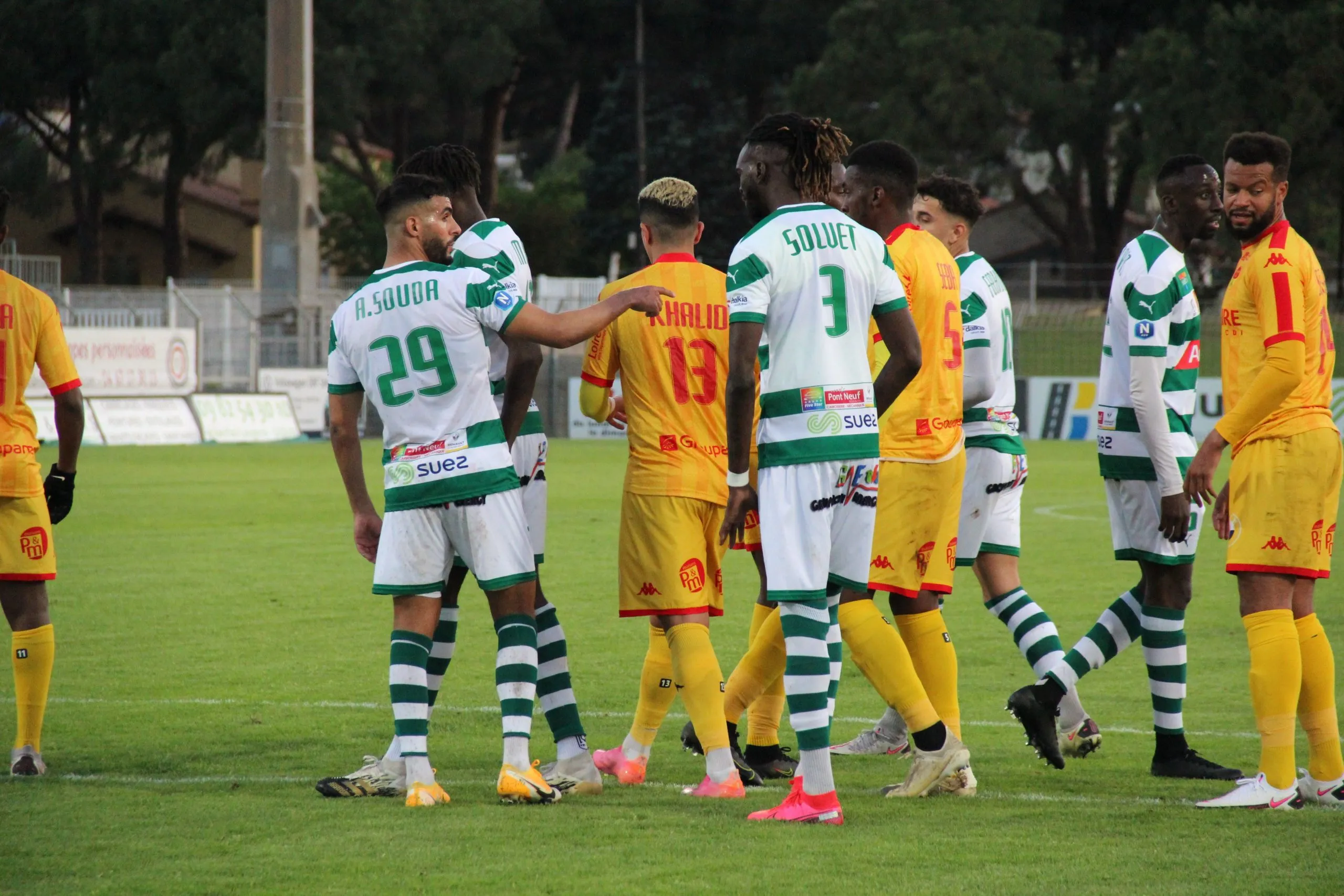 La lutte est âpre entre Sète et Orléans en première période © Giani Moreno