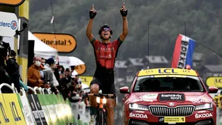 Tour de France – étape 8 : Dylan Teuns vainqueur, Pogačar en jaune
