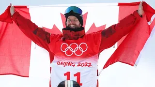 Max Parrot remporte l’or en snowboard slopestyle trois ans après le diagnostic du cancer