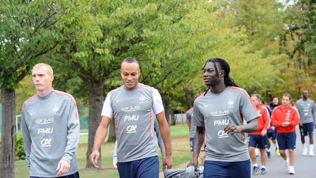 Un ancien international français et du Barça raccroche les crampons