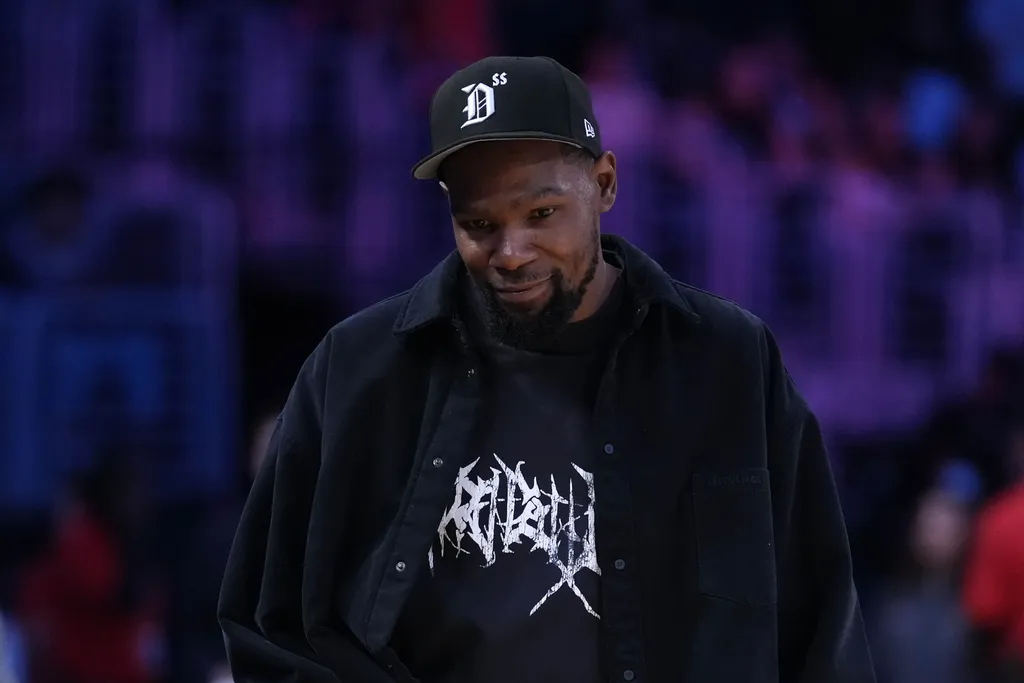 WNBA: Golden State Valkyries at Los Angeles Sparks