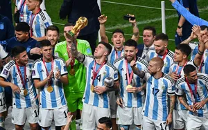 Mercato Metz : Un champion du Monde chez les Grenats