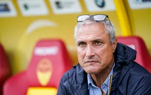 Orléans : suite à ses propos racistes, Bernard Casoni limogé (Officiel)