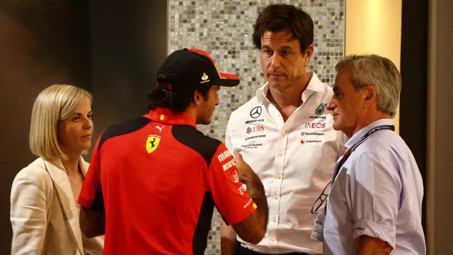 F1 : Toto Wolff donne un indice sur le second pilote Mercedes pour 2025