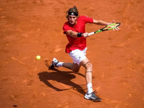 Les jeunes pousses : Stéfanos Tsitsipas s’invite chez les grands