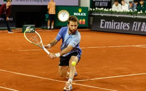 Corentin Moutet – Jannik Sinner (Roland-Garros 2024) : À quelle heure et sur quelle chaîne TV regarder la rencontre ?