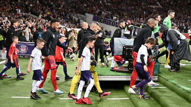 OL : Lacazette, Tolisso, Lopes …. C’est quoi le problème