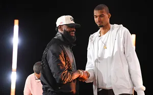 NBA : LeBron James avec Victor Wembanyama chez les Spurs, bonne ou mauvaise idée ?