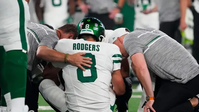 NFL : Aaron Rodgers blessé et absent pour le reste de la saison