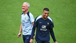 France – Belgique : 4e masque dans cet Euro pour Mbappé