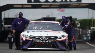 Pocono 350 : Hamlin répond à Harvick