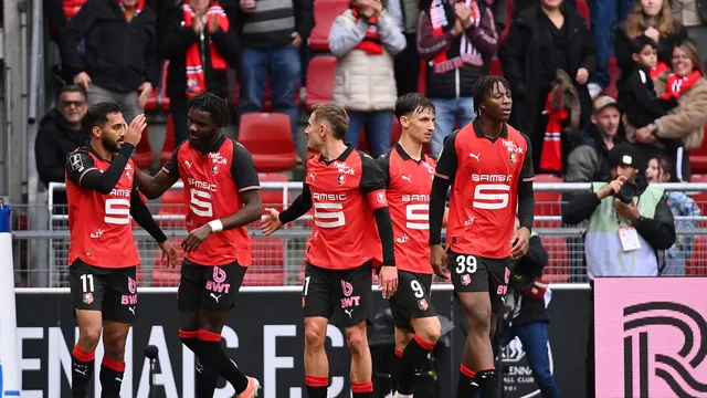 Mercato Rennes : Manchester United suivrait deux joueurs du Stade Rennais