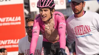 “Ça fait mal” – Geraint Thomas perd le Giro d’Italia à la dernière minute