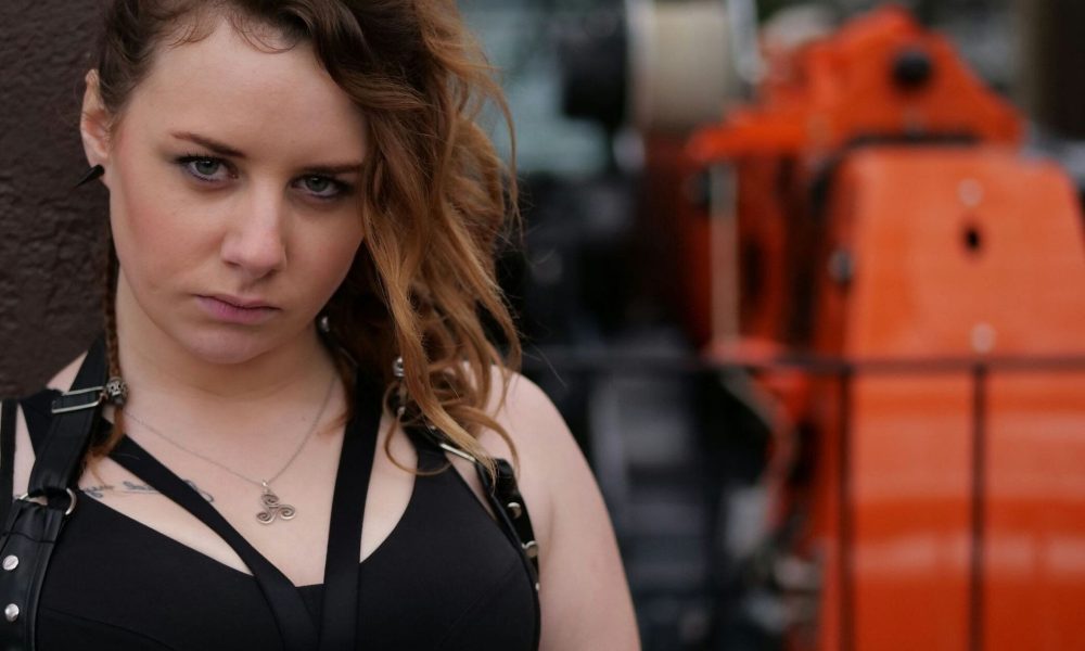 Kira, l'interview d'une catcheuse toujours prête à tout casser