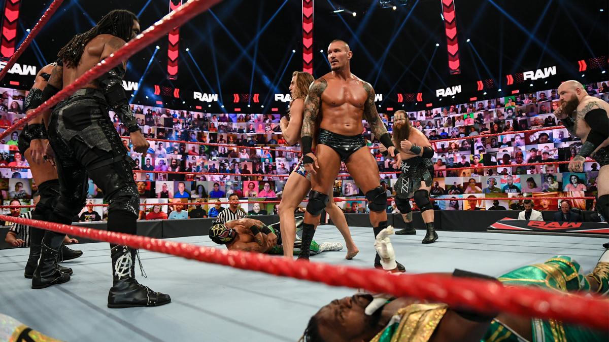 WWE RAW
