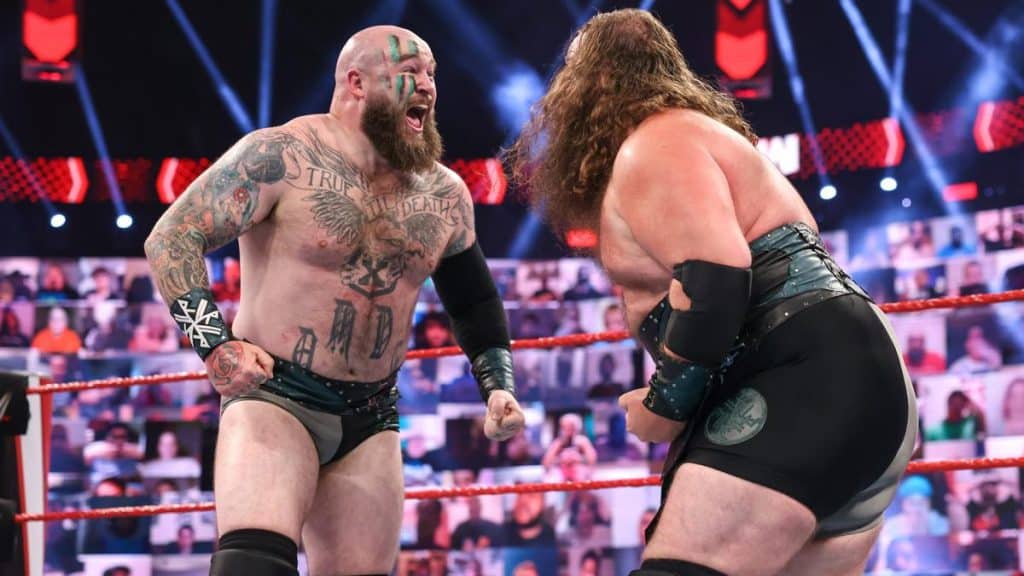 WWE RAW
