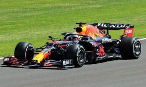 Max Verstappen à la bataille pour le titre