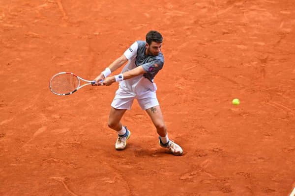 Cameron Norrie devra éviter tout excès de confiance au moment de défier Lucas Pouille à Roland Garros (iconsport)