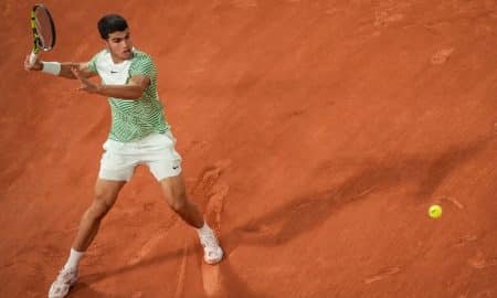 Carlos Alcaraz défie Stefanos Tsitsipas en quart de finale de ce Roland Garros 2023 (iconsport)