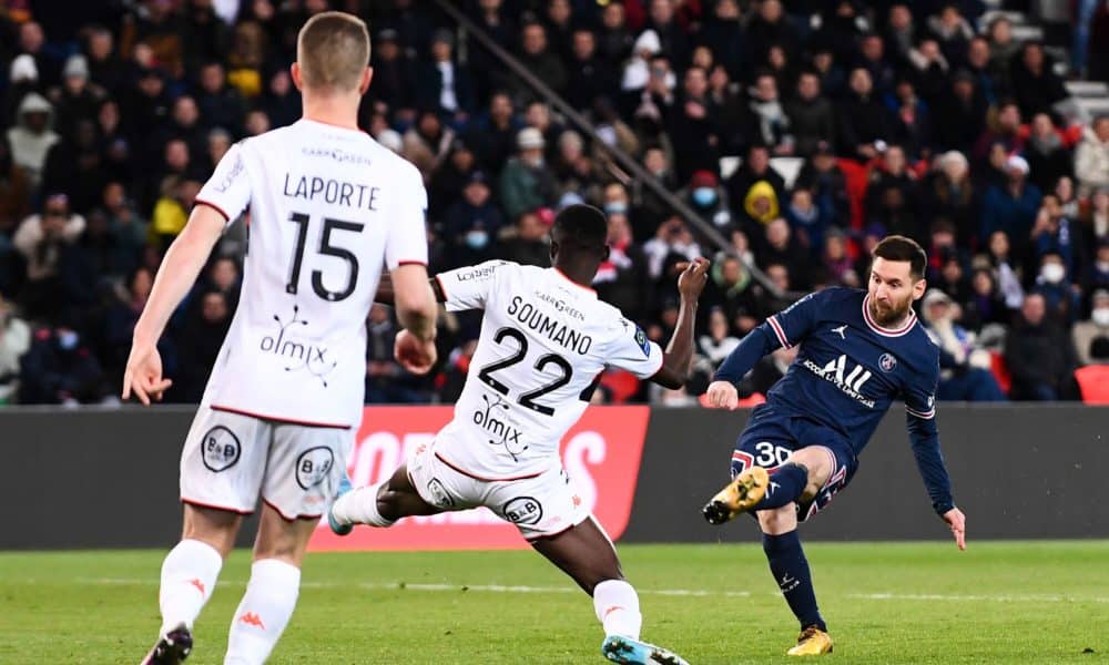 Grand espoir du FC Lorient, Sambou Soumano, prêté à Rodez ces derniers mois, va rester en Ligue 2 durant ce mercato estival et rejoindre QRM (iconsport)